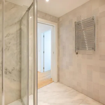 Guestready - One Prime In Campolide Апартаменты *